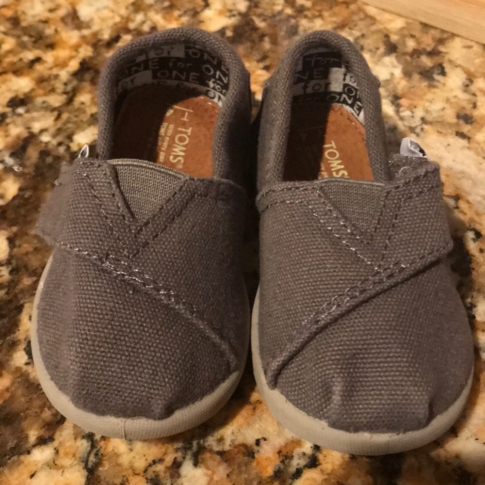 Tiny Tom shoes